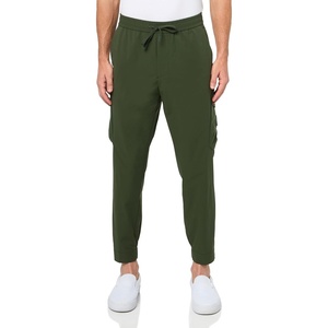 BOSS Men’s Tech Urbanex Cargo Lightweight Pant(Green Moss)